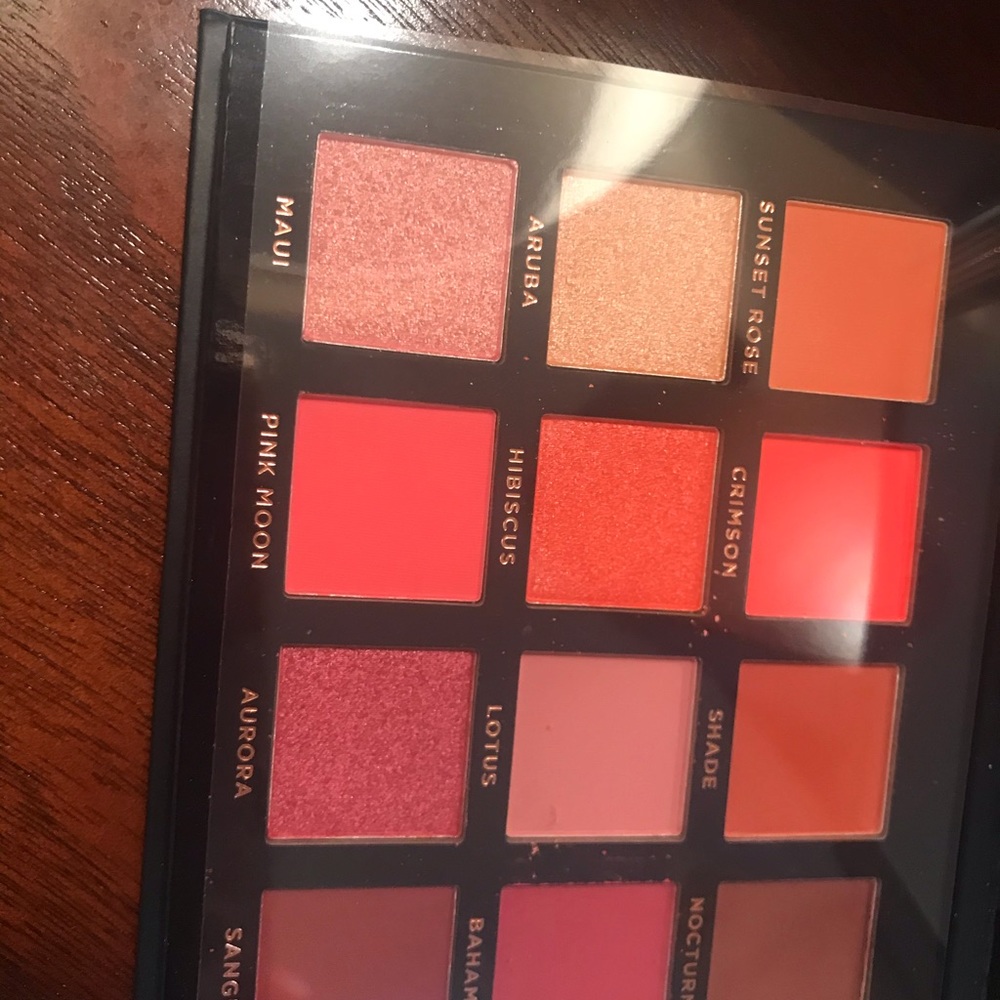 Eyeshadow palette